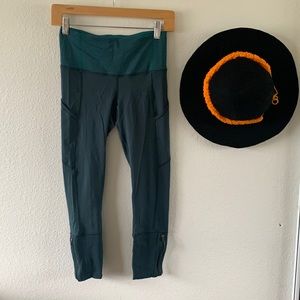 Lululemon Cropped Pants